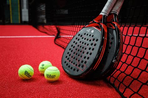 Padel tennis